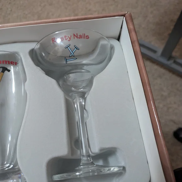 Cordial Glass Set "The Handy Man" - Picture 6 of 8